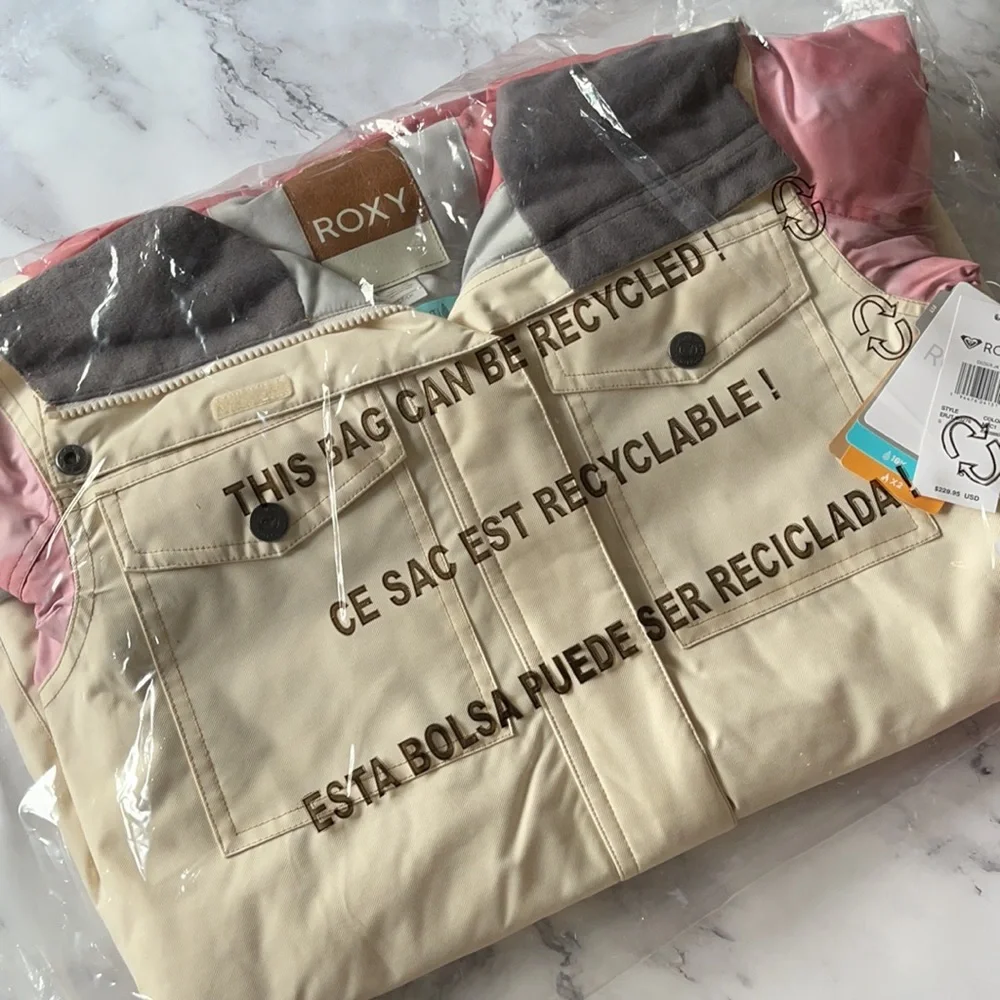 🔥 Roxy Ceder Snowboard Jacket - Womens NWT - Picture 12 of 12